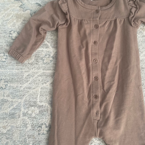 Miles the Label brown onesie - Picture 3 of 4